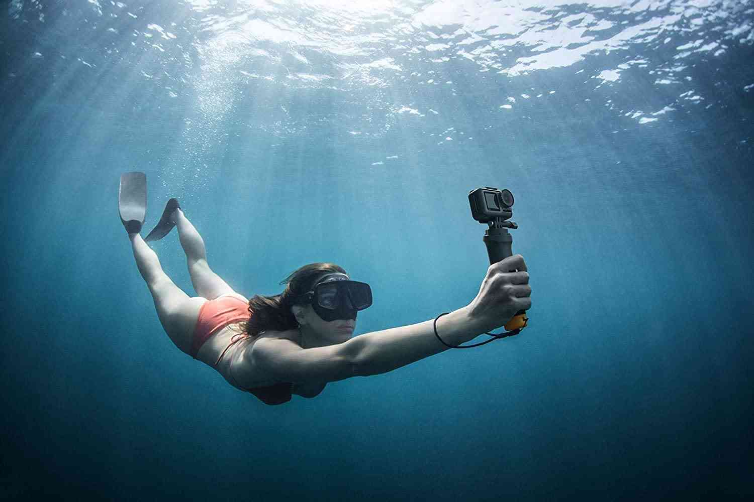 ACTION CAMERAS