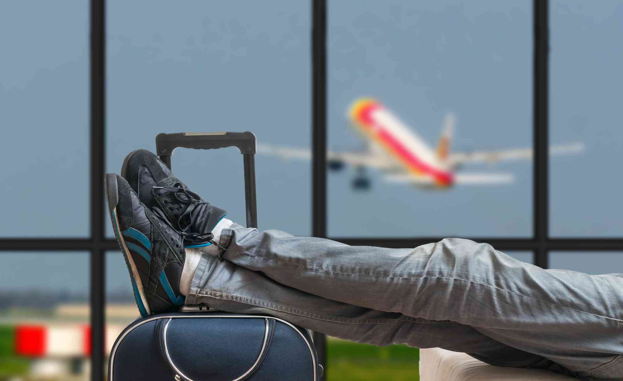 Seattle to Delhi Flights